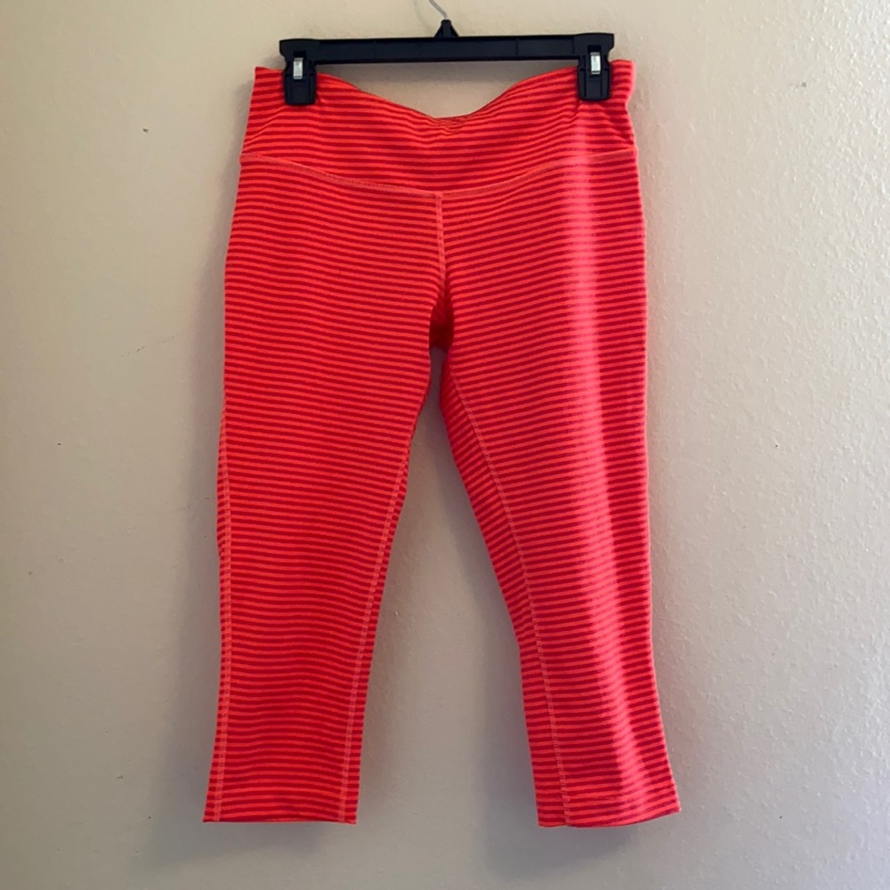 Mondetta orange striped cropped leggings